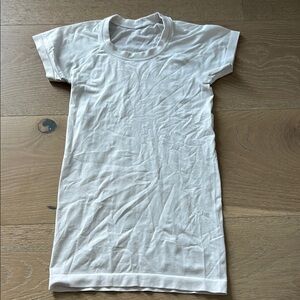 Short sleeve swiftly tech top